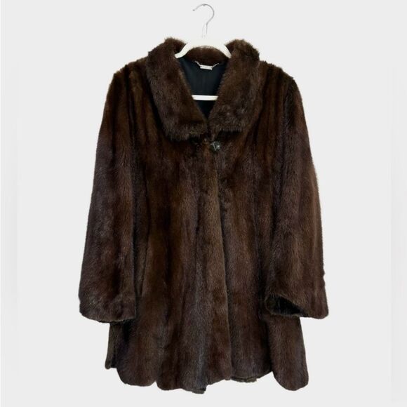Luxury Genuine Mink Fur Coat - Picture 3 of 6
